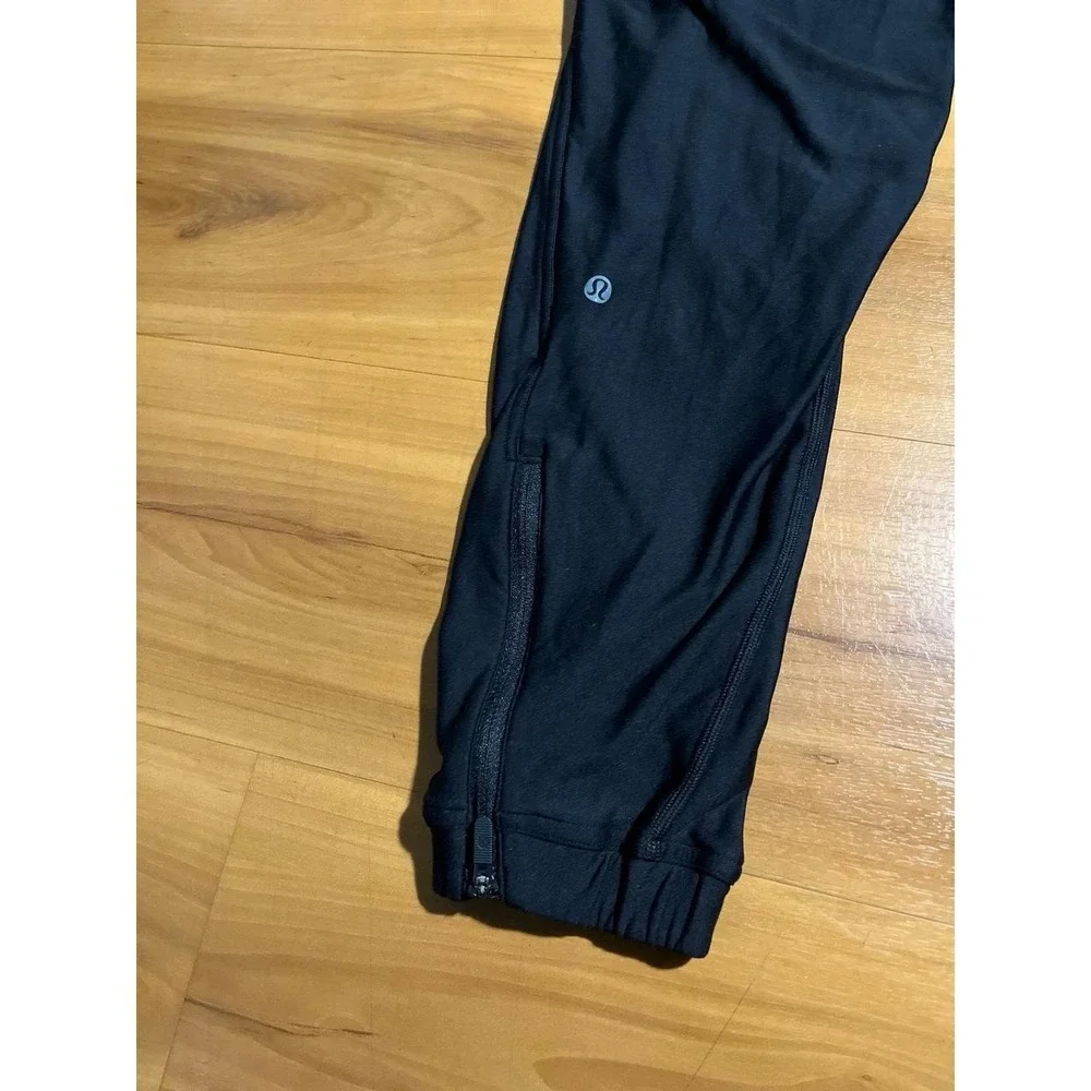 lululemon athletica 28 inseam